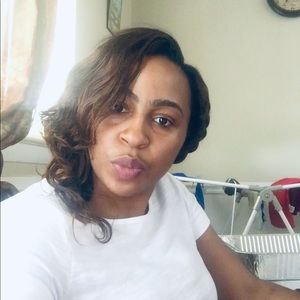 Meet your Posher, Theresia